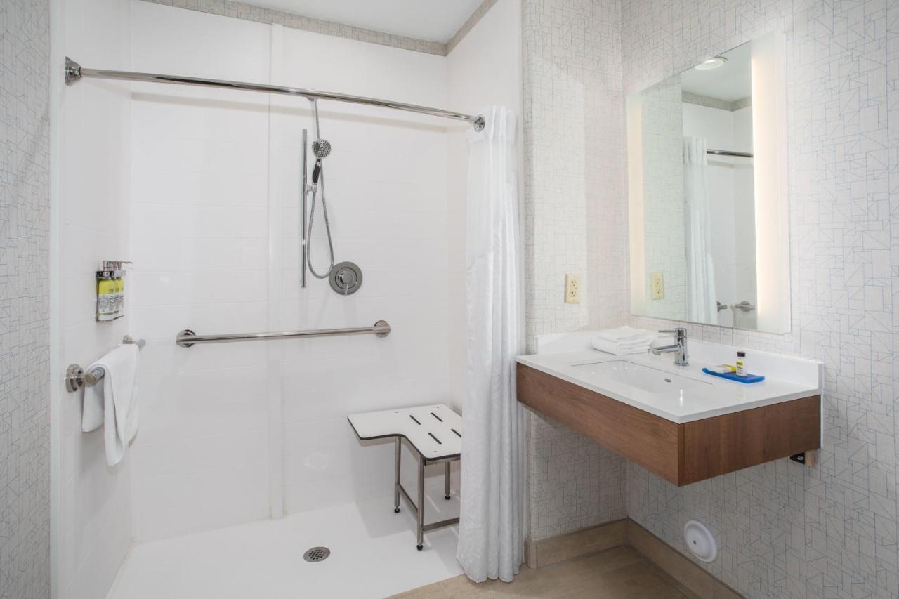 Holiday Inn Express & Suites Phoenix Glendale Dist By Ihg Luaran gambar