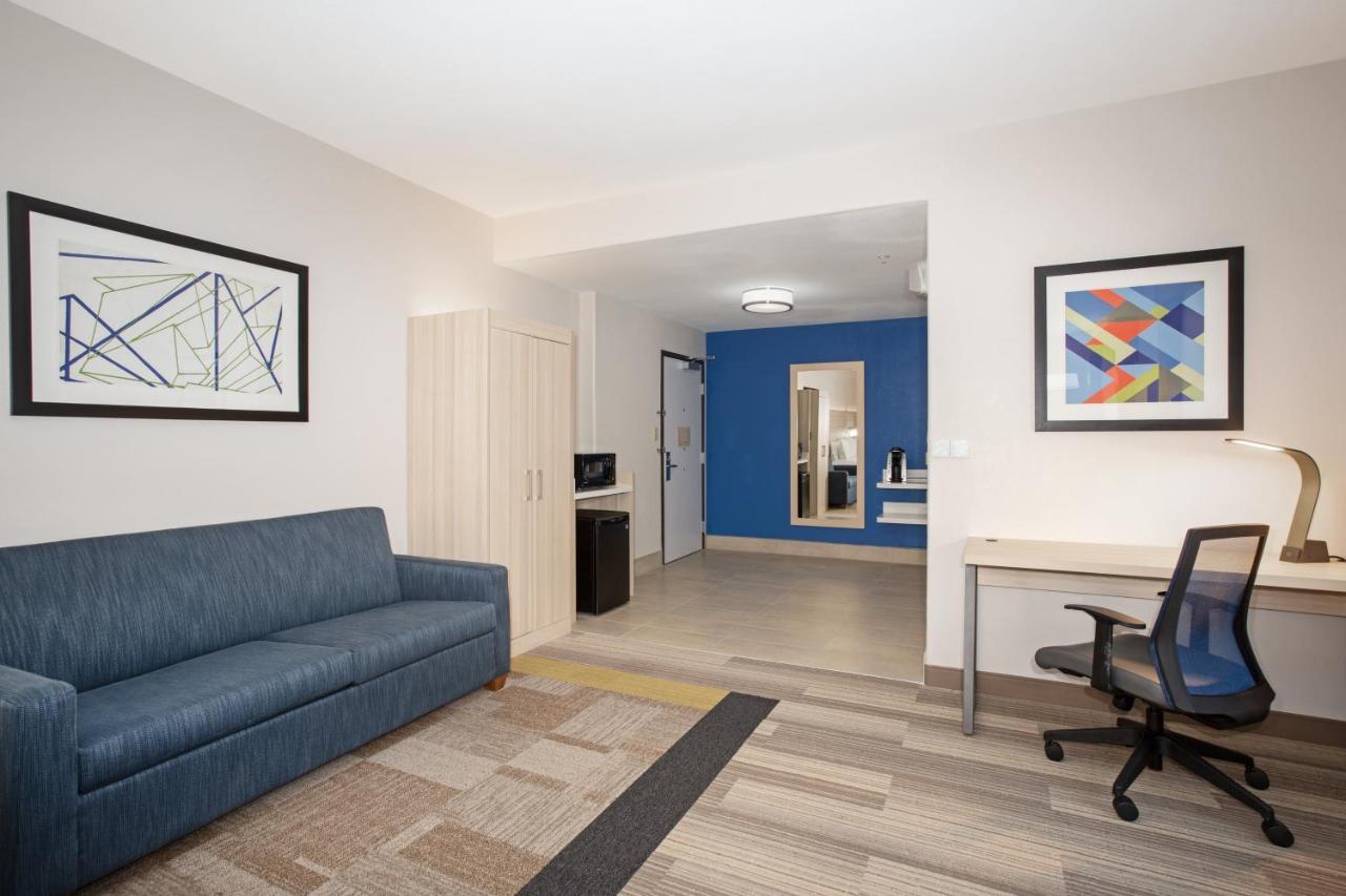 Holiday Inn Express & Suites Phoenix Glendale Dist By Ihg Luaran gambar