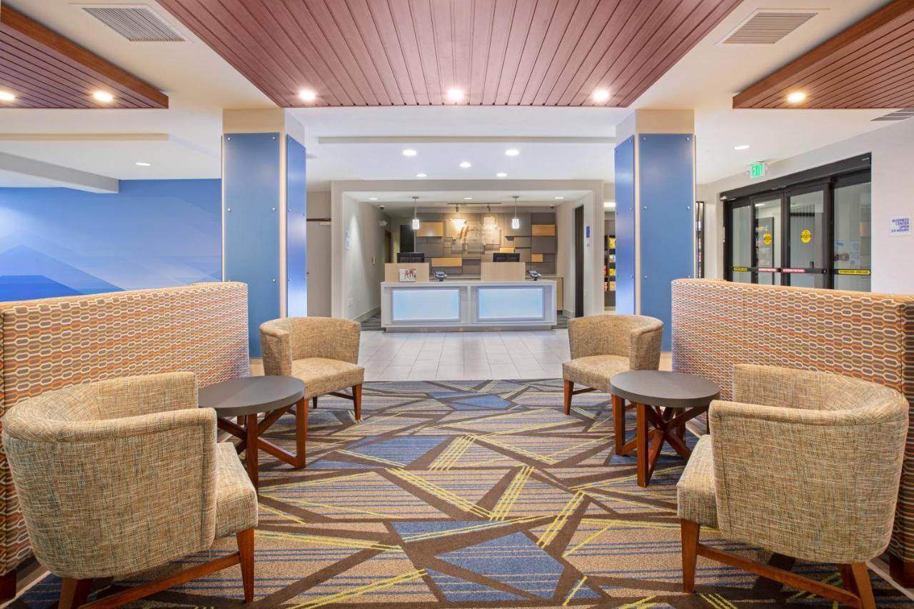 Holiday Inn Express & Suites Phoenix Glendale Dist By Ihg Luaran gambar