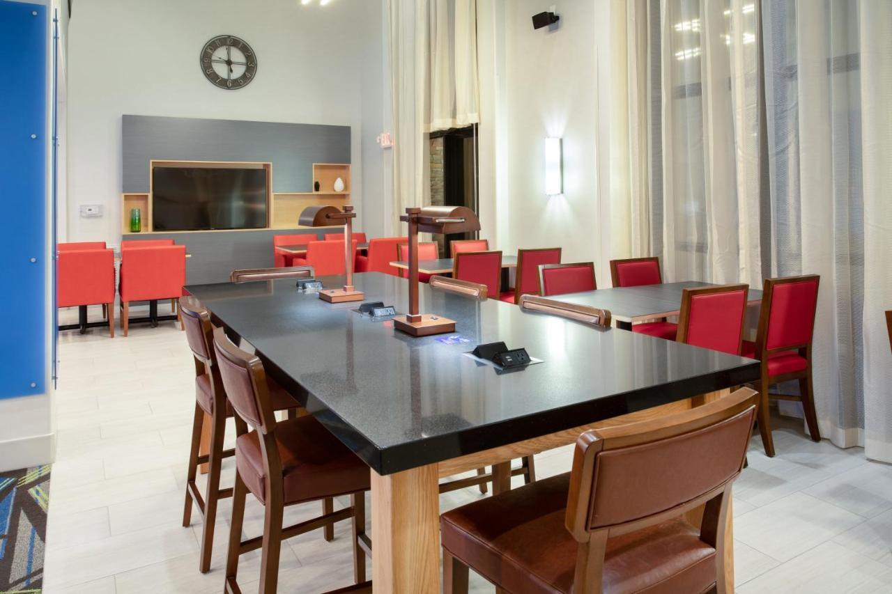 Holiday Inn Express & Suites Phoenix Glendale Dist By Ihg Luaran gambar