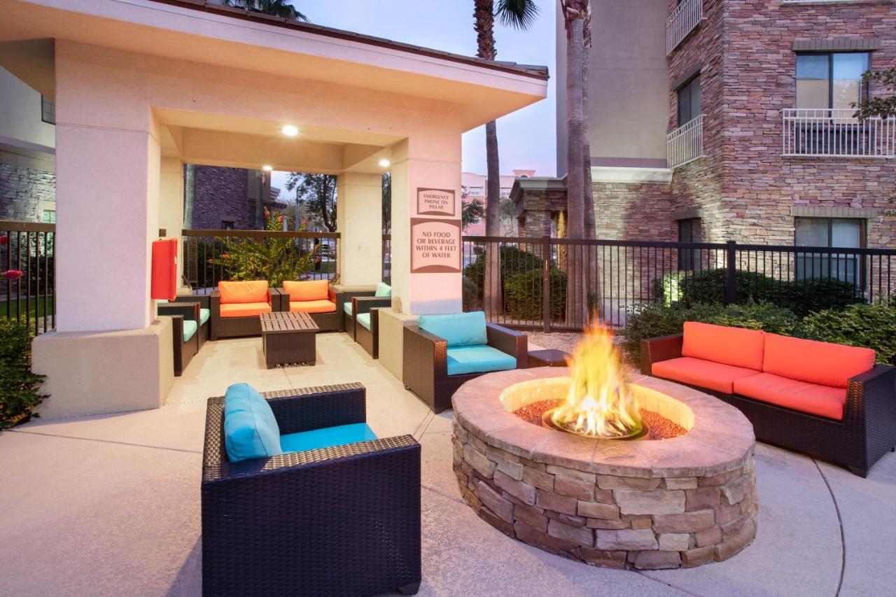 Holiday Inn Express & Suites Phoenix Glendale Dist By Ihg Luaran gambar