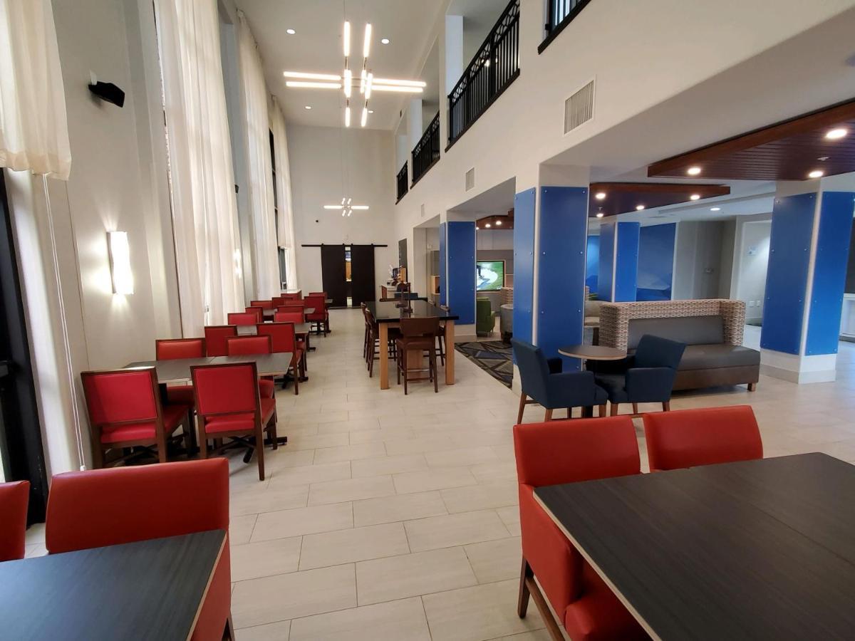 Holiday Inn Express & Suites Phoenix Glendale Dist By Ihg Luaran gambar